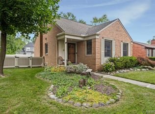 1823 Humphrey Ave, Birmingham, MI 48009