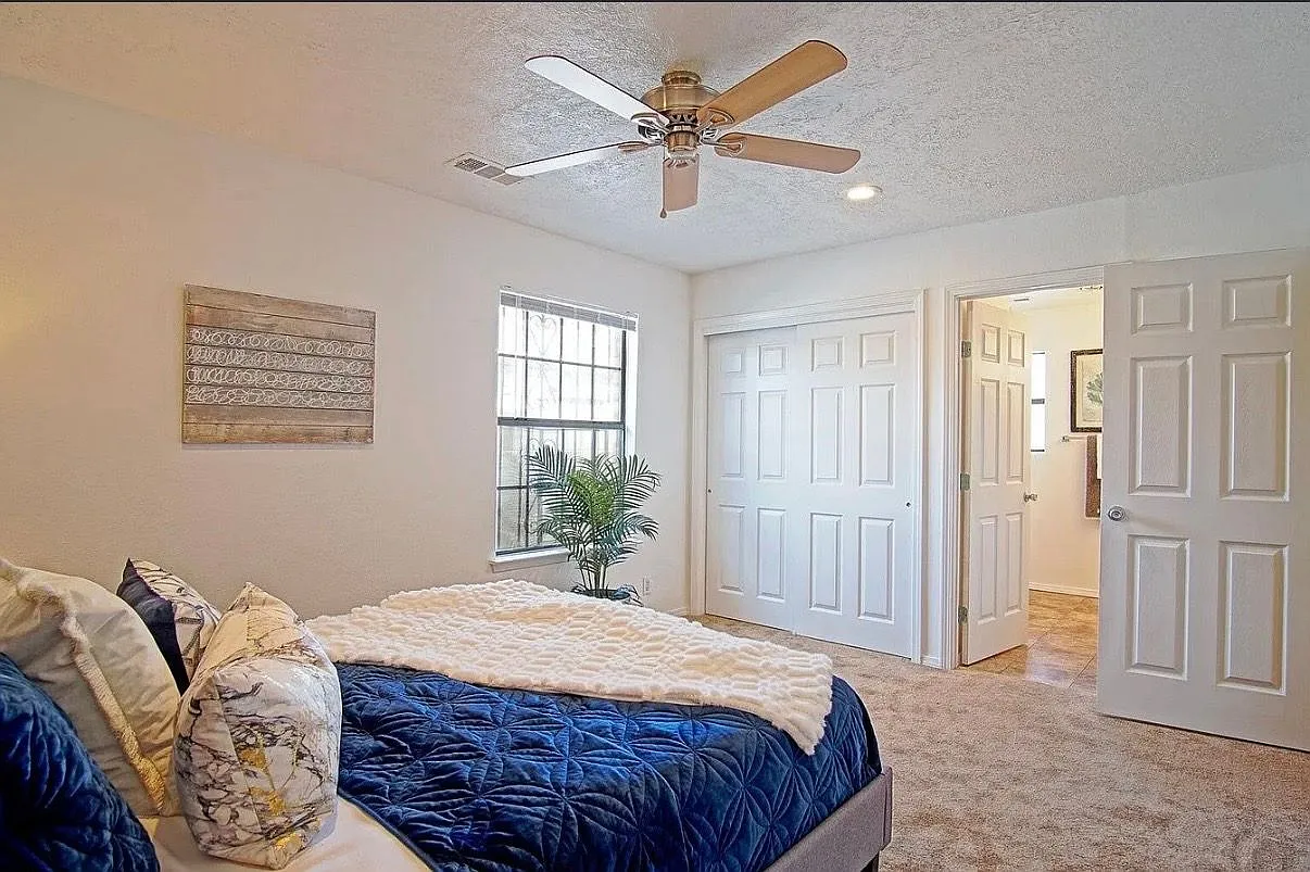 2 bed, 2.0 bath, 1087 sqft, $1,500 — Photo 4