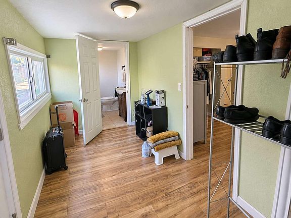 4th image of 5790 28th St