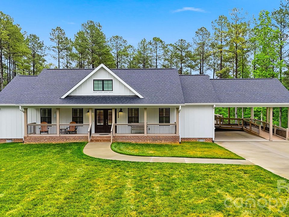 1st image of 2889 Connelly Springs Rd