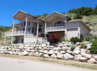 744 N Eagle Ridge Dr, Bountiful, UT 84010