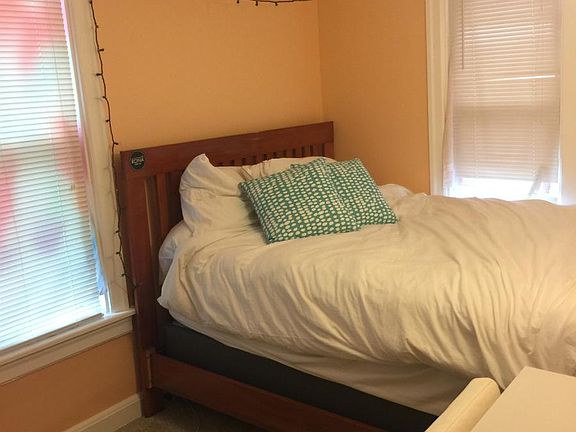 2nd floor bedroom
