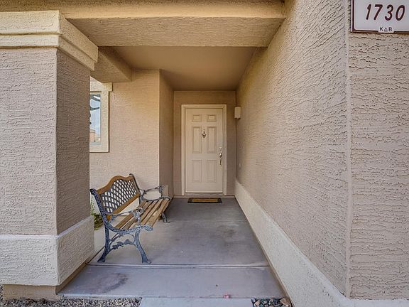 4th image of 1730 W Amberwood Dr