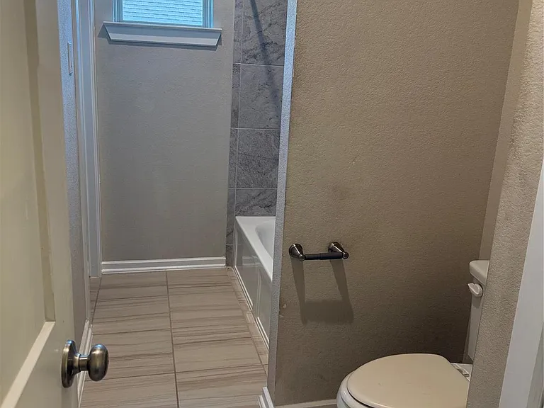 21535 Reserve Hill Ln — Photo 27