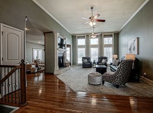 1223 Deaton Cir, Raymore, MO 64083