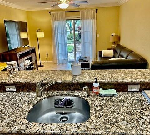 4th image of 150 NE 15th Ave APT 153