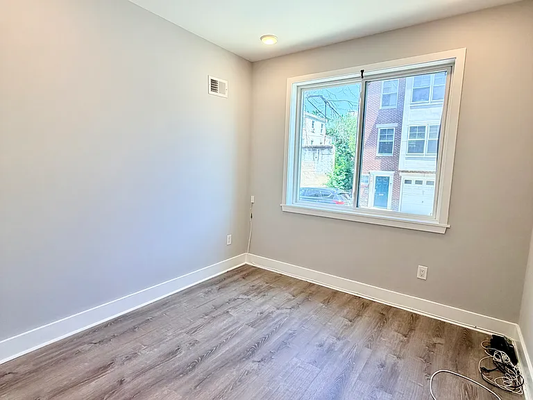1302 N Marshall St #1 — Photo 14
