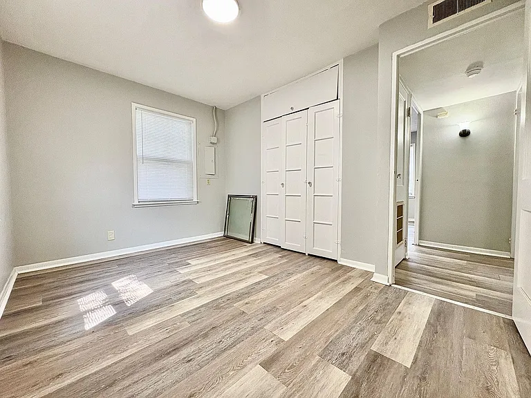 1513 Wilber St — Photo 8