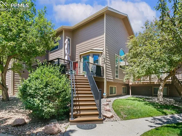 6627 Foxdale Cir, Colorado Springs, CO 80919