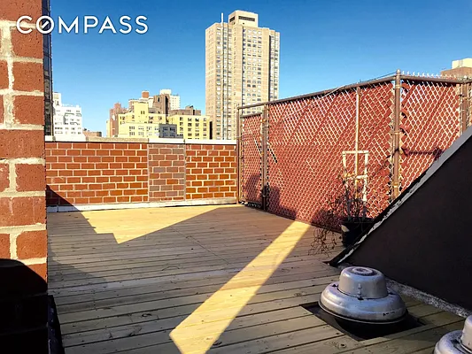 Rented by Compass | media 13