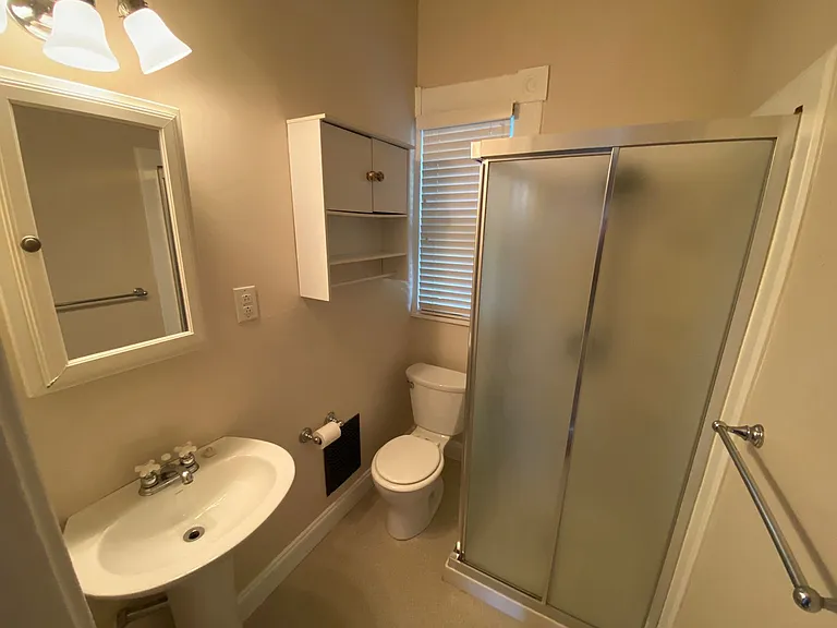 Price Ave 49-51 NCR — Photo 14