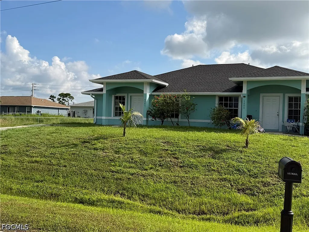 3 bed, 2.0 bath, 2252 sqft, $1,500 — Photo 1