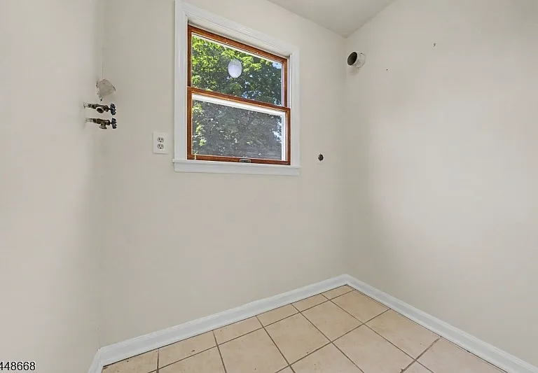 12 High St — Photo 21
