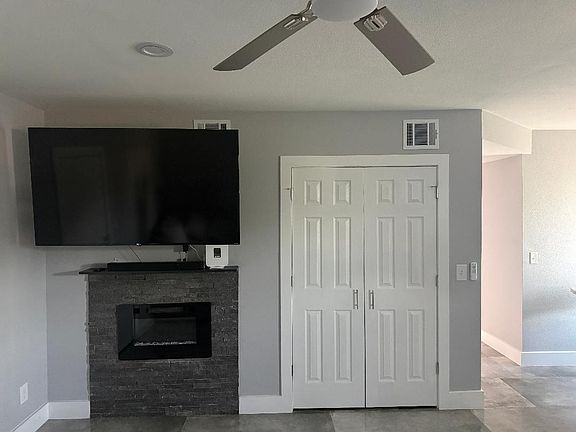 4th image of 4802 County Road 2242
