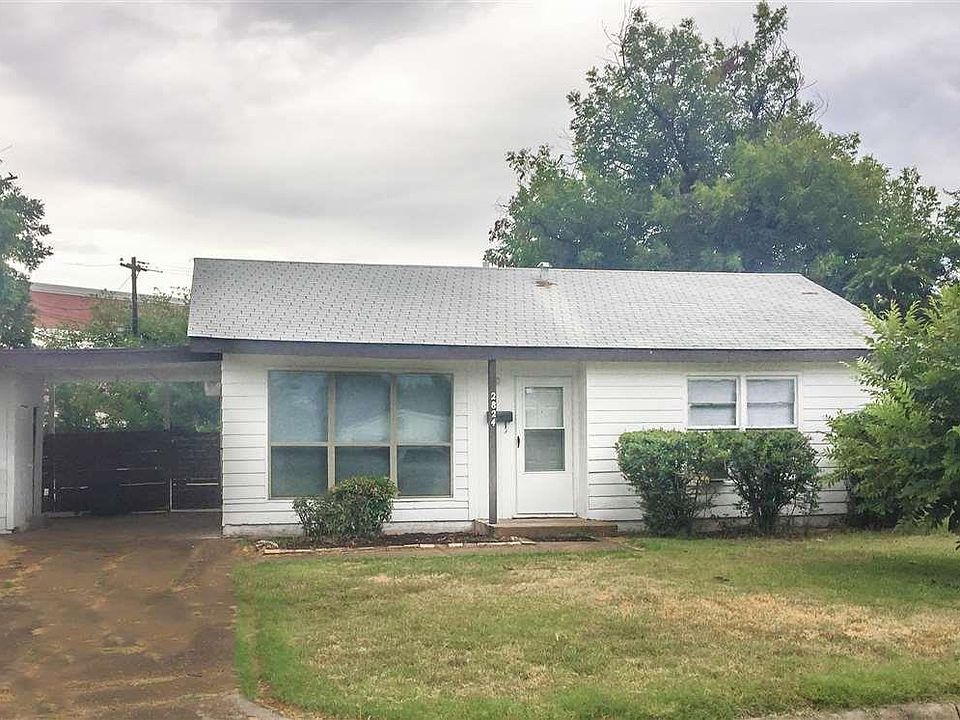 1st image of 2824 Newsom Cir