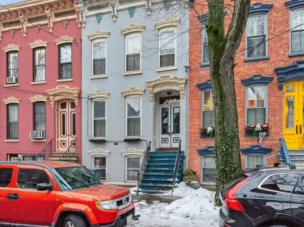 208 Elm Street, Albany, NY 12202