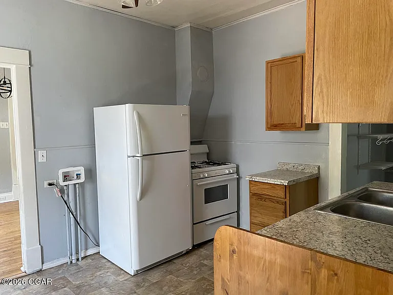 1417 Crow St — Photo 25