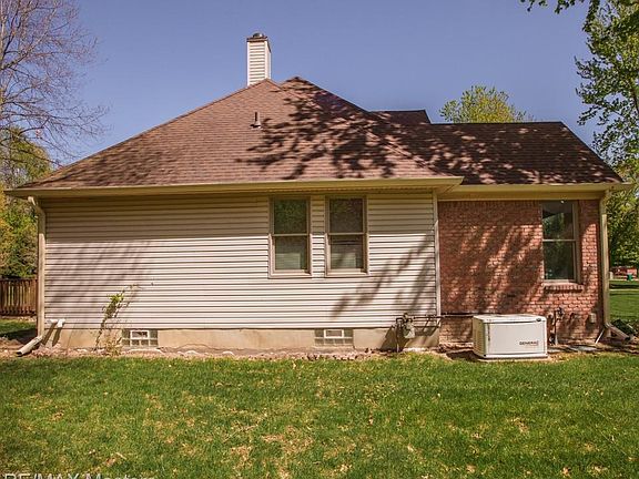 5th image of 27178 John Dr