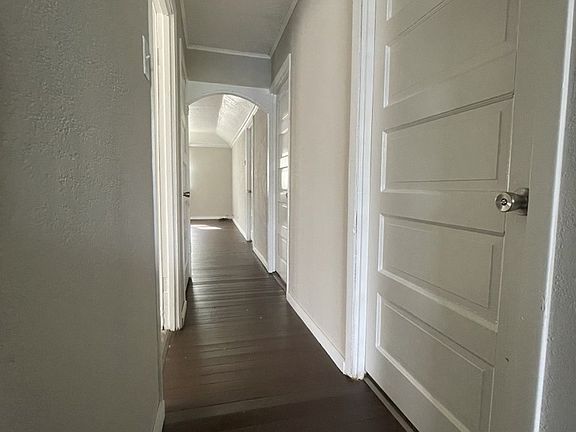 2nd image of 504 Honeywell Park #5