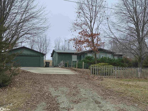 2411 255th St, Oskaloosa, IA 52577