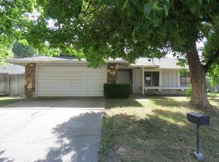 19 Morning Dove Cir, Sacramento, CA 95833