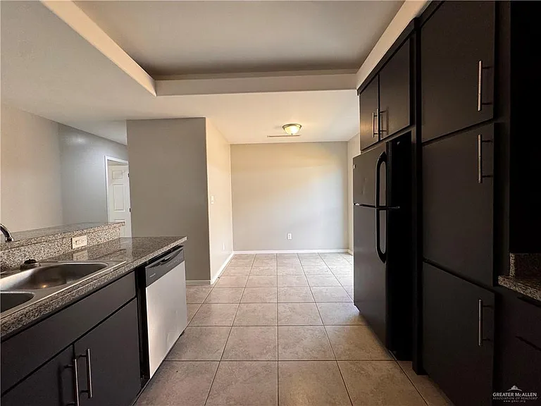 3828 W Sarah Evans St #3 — Photo 9