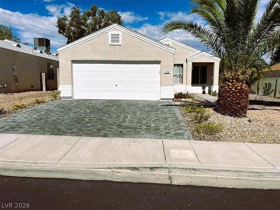 712 Roberta Alecia Ave