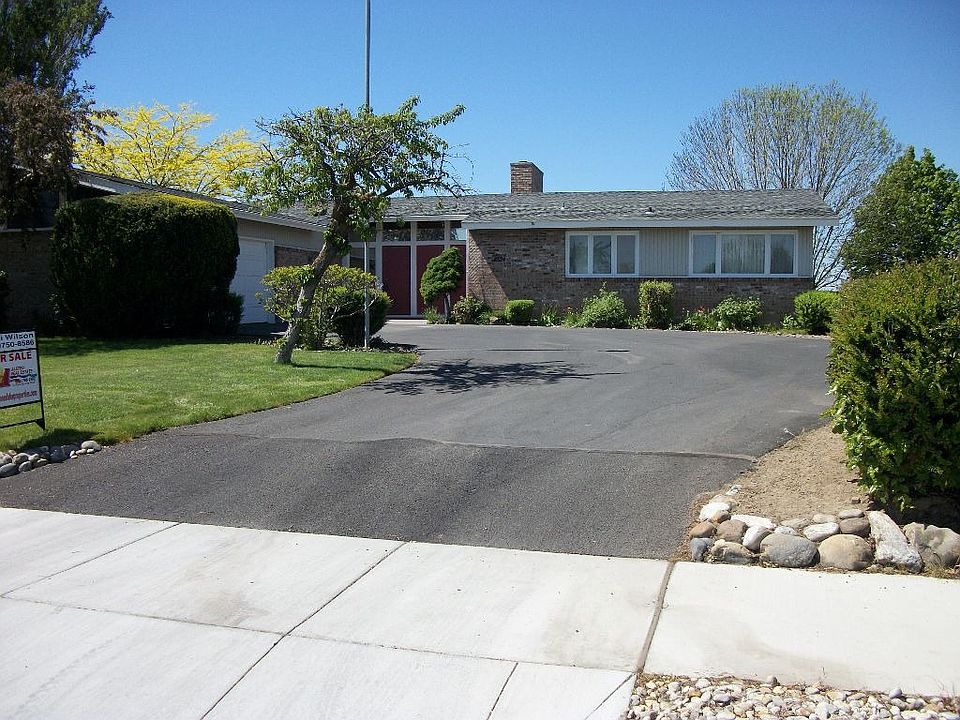 1st image of 4524 W Lakeshore Dr