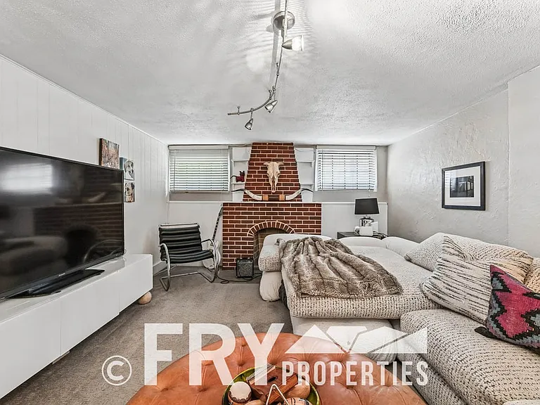 3322 W 46th Ave — Photo 22