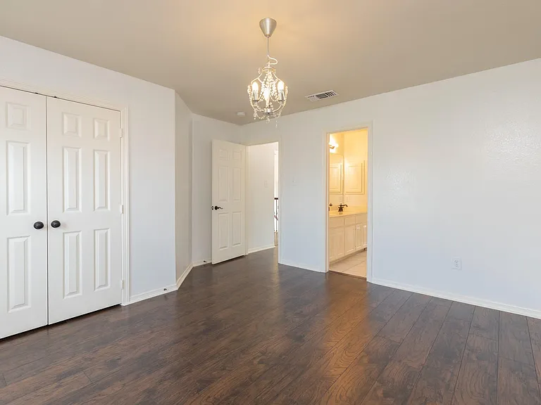 18611 Polo Meadow Dr — Photo 40