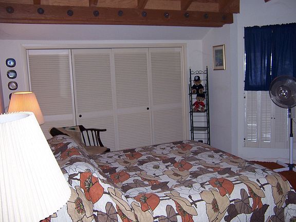 4th image of 921 Cypress Point Dr #6