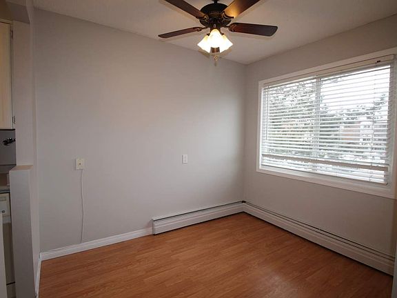 5th image of 11425 41st Ave NW