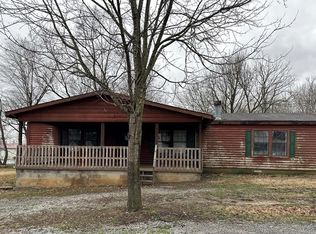 107 Hillside Rd, Powderly, KY 42367