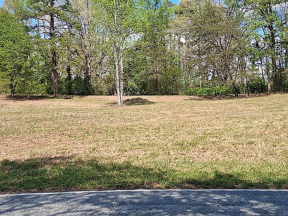 3rd image of LOT 0 Clements Rd
