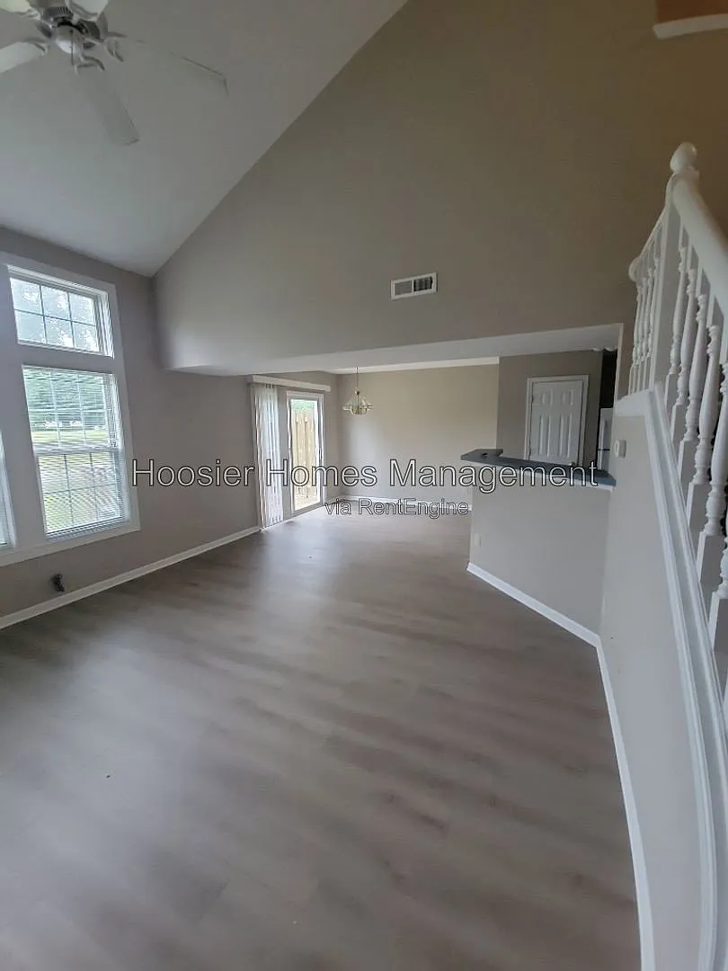 2 bed, 1.5 bath, $1,400 — Photo 4