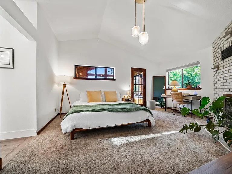 2820 Panorama Dr — Photo 20