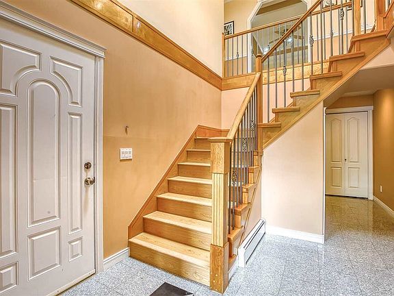 3rd image of 6484 134th St