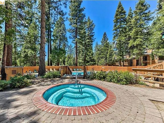 4th image of 1300 Regency Way #70
