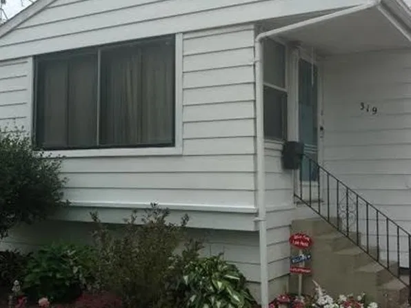 319 Westfield Rd N, Buffalo, NY 14226