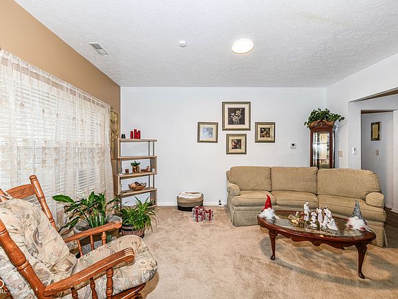 3rd image of 11554 Brook Bay Ln