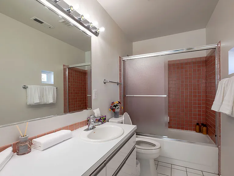 7941 SE Southworth Dr — Photo 22