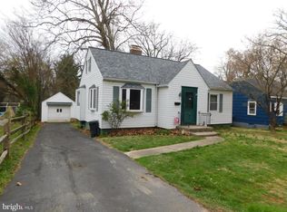 10 Oak Ave, Gaithersburg, MD 20877