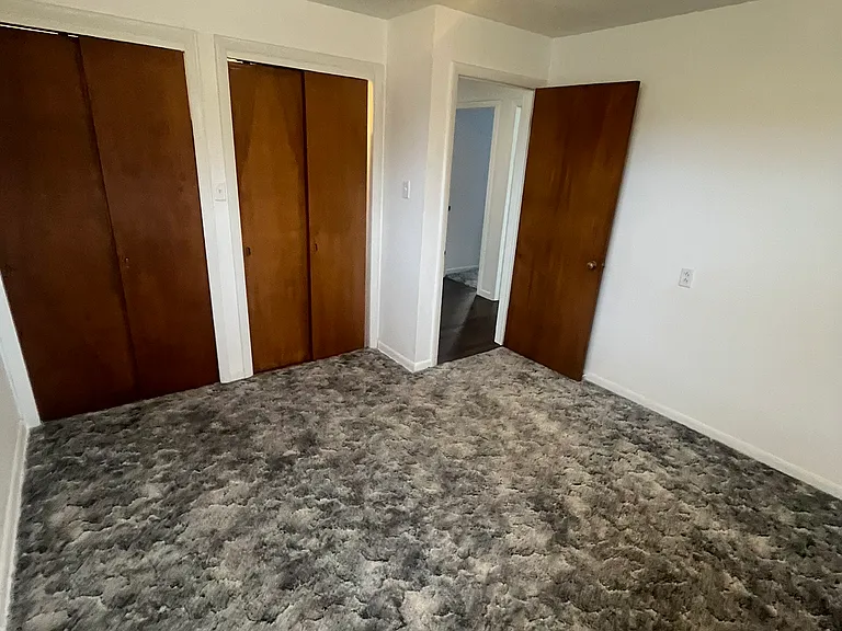 414 Wall St — Photo 16