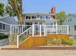 16631 Lakeview St, Spring Lake, MI 49456