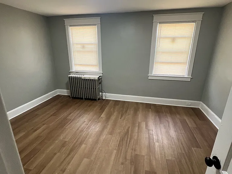 224 Bartlett Ave — Photo 15