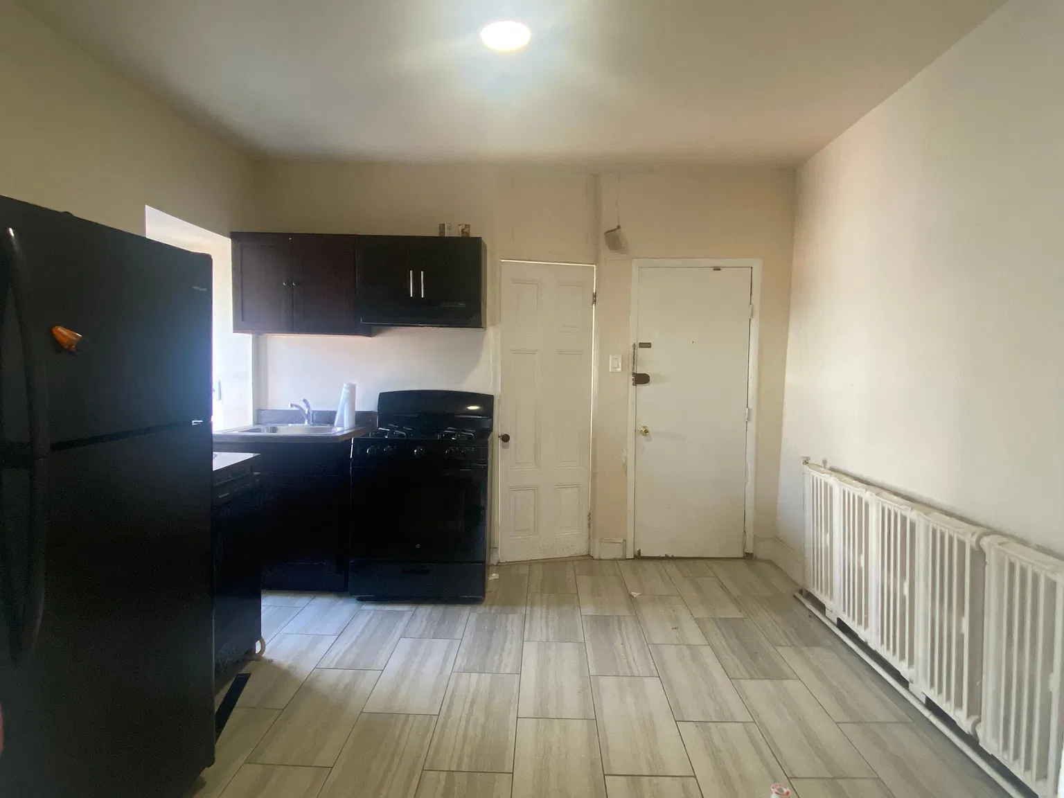Studio, $1,100 — Photo 2