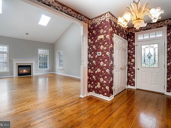 3rd image of 2175 Brigade Rd