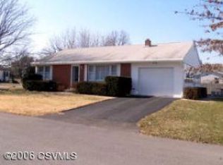 2 Packer St, Milton, PA 17847