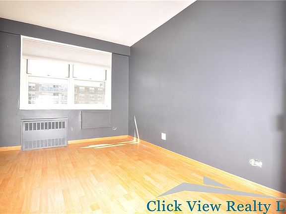 2nd image of 2928 W 5th St APT 21F