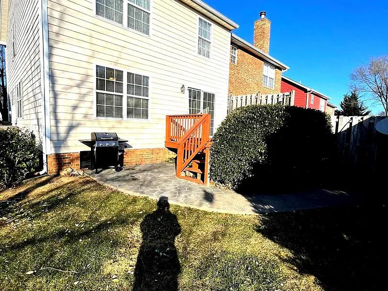 2086 Cidermill Ln — Photo 8